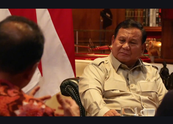 Prabowo Ungkap Kebiasaan ‘News Junkie’: Bangun Dini Hari Pantau Isu Global di YouTube