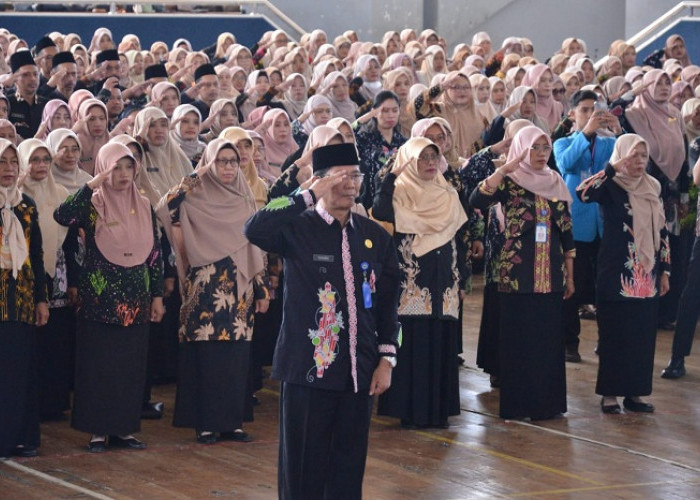Dindikpora Magetan Satukan Persepsi Ribuan Kepala Sekolah Lewat Apel Akbar
