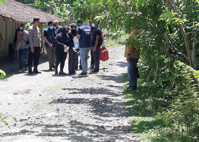 Densus 88 Tangkap Terduga Teroris di Ngawi setelah Antar Anak Sekolah