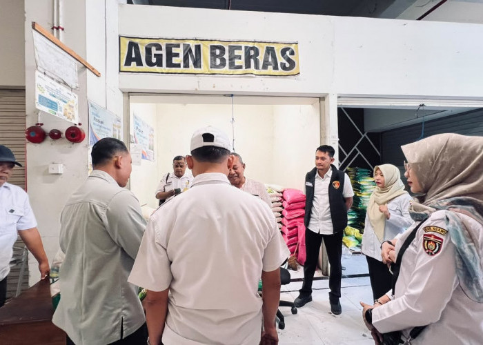 Satgas Pangan Polres Ngawi Pastikan Harga dan Stok Beras di Pasar Besar Stabil