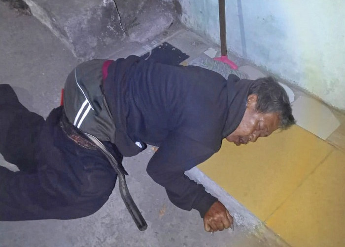  Warga Martopuro Pasuruan Geger, Pria 65 Tahun Ditemukan Meninggal di Teras Sekolah