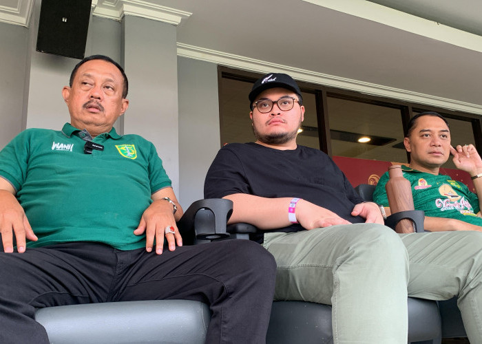 Wakil Wali Kota Surabaya Berikan Dukungan Penuh Kepada Persebaya
