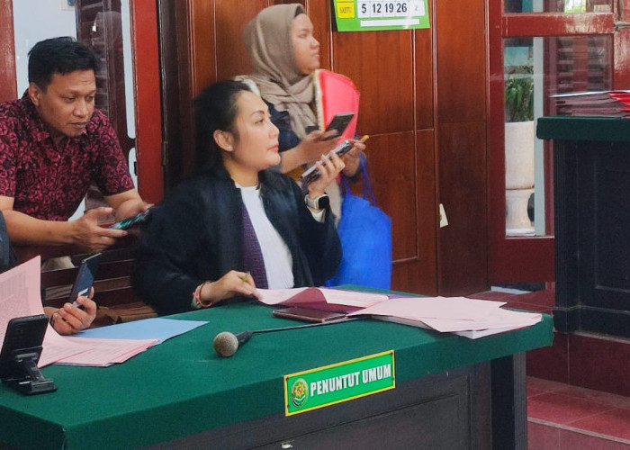 Residivis Narkoba Karang Tembok Bobol Rumah Dituntut 3 Tahun Penjara