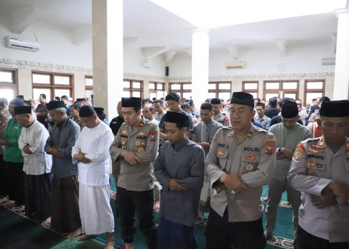 Peduli Sesama, Polres Kediri Kota Ajak Masyarakat Salat Gaib dan Doa Bersama