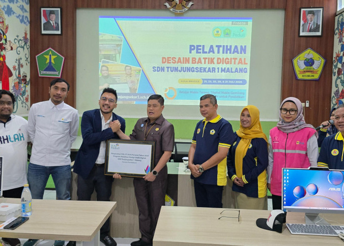 Jelang Hari Kemerdekaan, PLN UIP JBTB Beri Bantuan Pelatihan Digitalisasi Batik Warisan Budaya