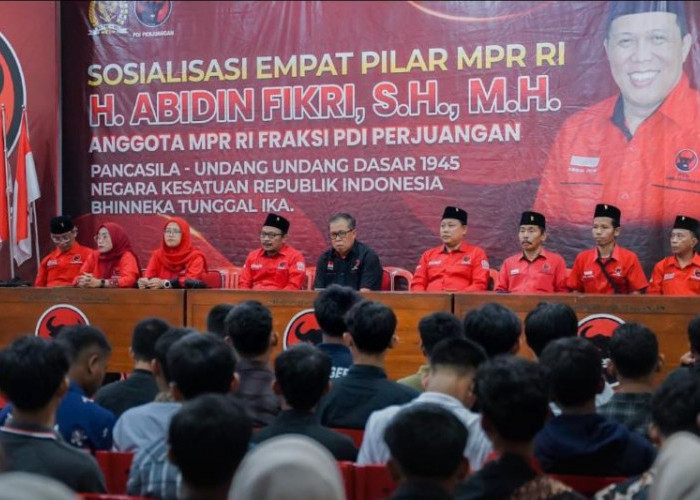 Sosialisasi Empat Pilar MPR RI Bersama Siswa-siswi Madrasah se-Bojonegoro Digelar di Kantor DPC PDI-P