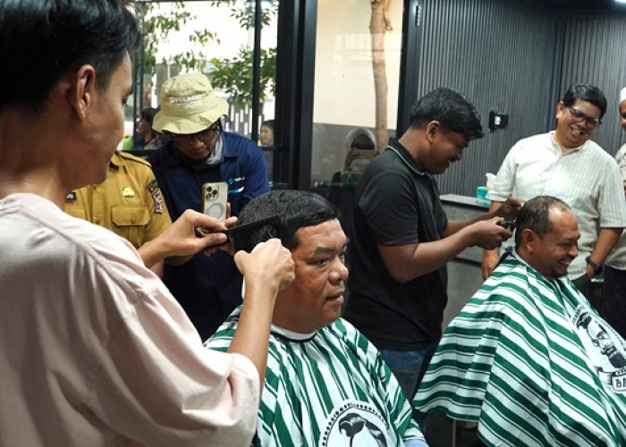 TTL Buka Peluang Kerja Warga Ring 1 Surabaya Lewat Program Lamong Cukur