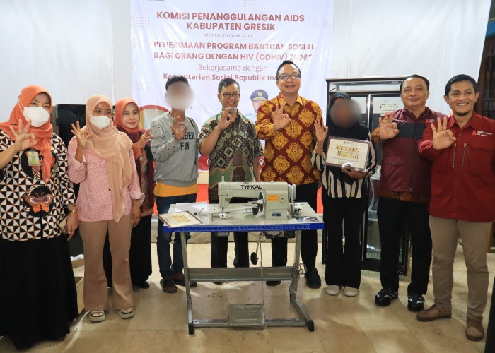 16 ODHIV Kabupaten Gresik Terima Bantuan Usaha dari Kemensos