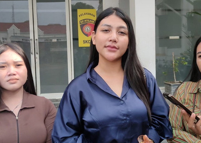 Termakan Janji Palsu, Puluhan Biduan Korban Penipuan Arisan Lapor Polrestabes Surabaya