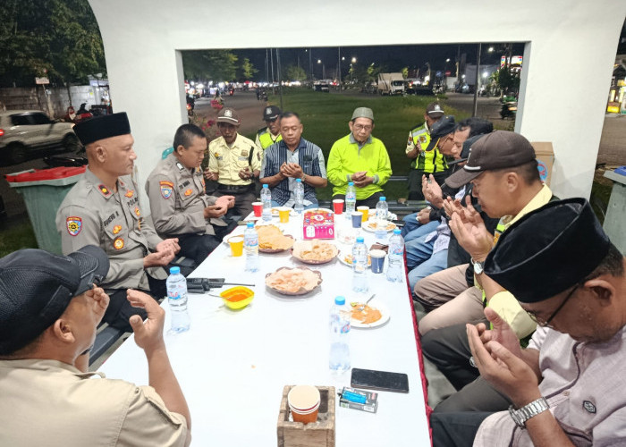 Kapolsek Karangpilang Tekan Aksi Debt Collector dan Penyakit Masyarakat melalui Cangkrukan Kamtibmas