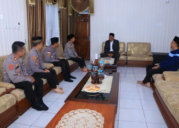 Eratkan Silaturahmi, Kapolres Ngawi Berkunjung ke PMD Gontor Putri 1 Mantingan 