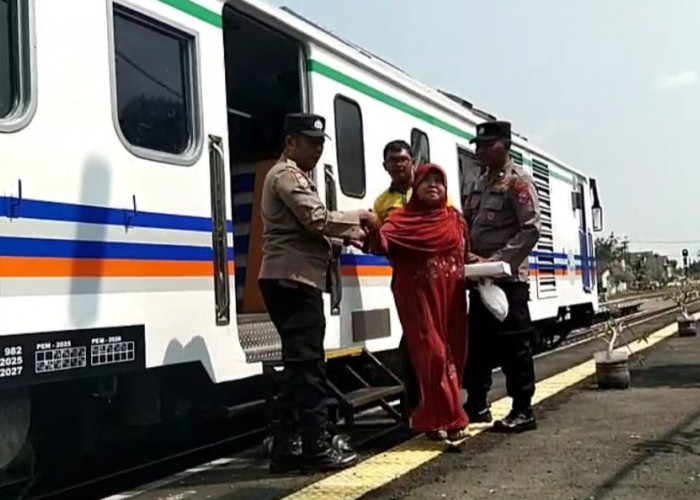 Polsek Geneng Kawal Lansia Nikmati Layanan Kesehatan Gratis Rail Clinic