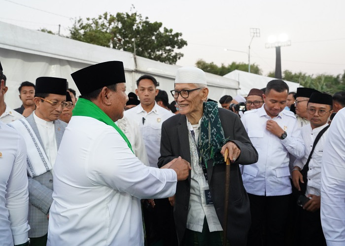 Di Hadapan Ulama NU Jombang, Prabowo Optimistis Indonesia Semakin Kuat