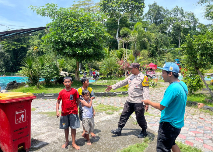 Patroli Wisata Sumber Takir, Polsek Tempeh Imbau Pengunjung Tingkatkan Kewaspadaan