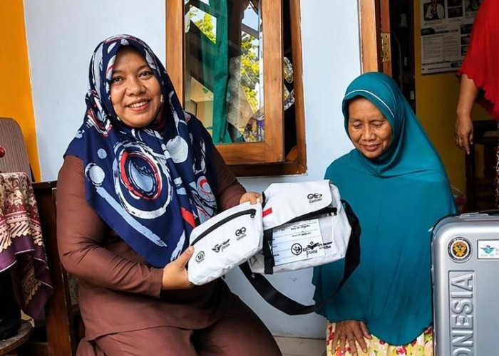 Tabungan 50 Tahun Jualan Cilok, Nenek Mislicha Jadi Jemaah Tertua Kloter 10 Menuju Baitullah