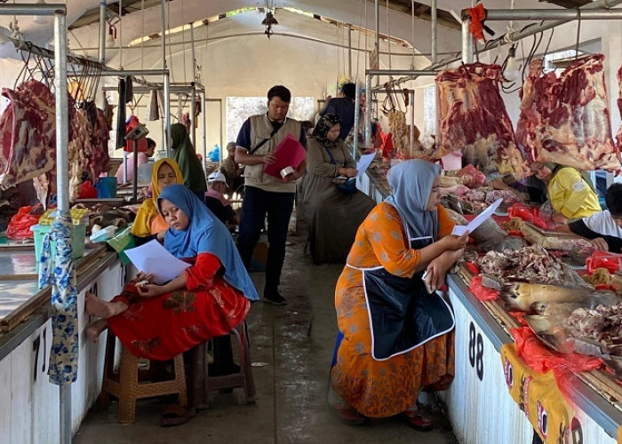 Cegah Daging Tak Layak, RPH Surabaya Imbau Warga Belanja di Pasar Arimbi