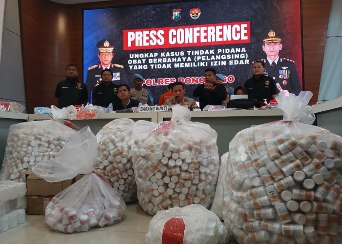 Racik Obat Pelangsing dan Penggemuk Ilegal, Warga Lumajang Dibekuk Polres Ponorogo