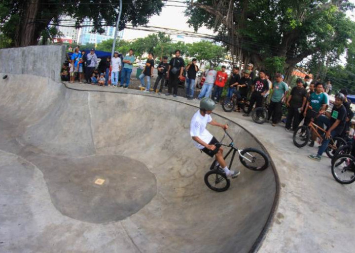 Wajah Baru Skate dan BMX Park Kalimas Punya Bowl Pertama Serta Standar Kompetisi