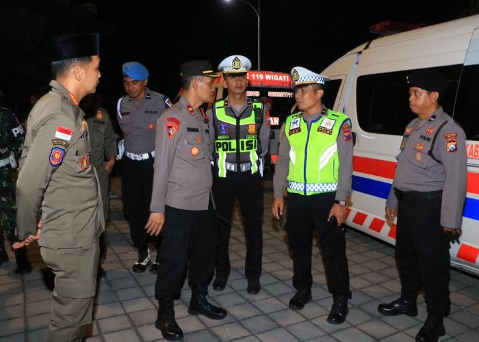 Kapolres Ngawi Pimpin Patroli Skala Besar, Jaga Kondusivitas Ramadan 1447 H