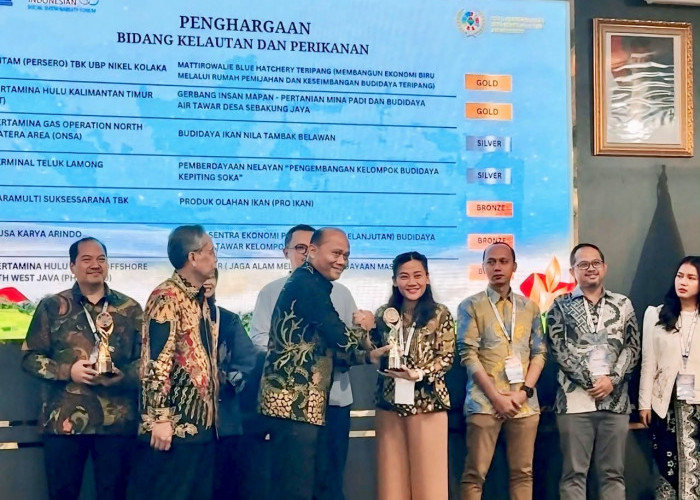 Budidaya Kepiting Soka Bawa Terminal Teluk Lamong Raih CSR dan PDB Awards 2026