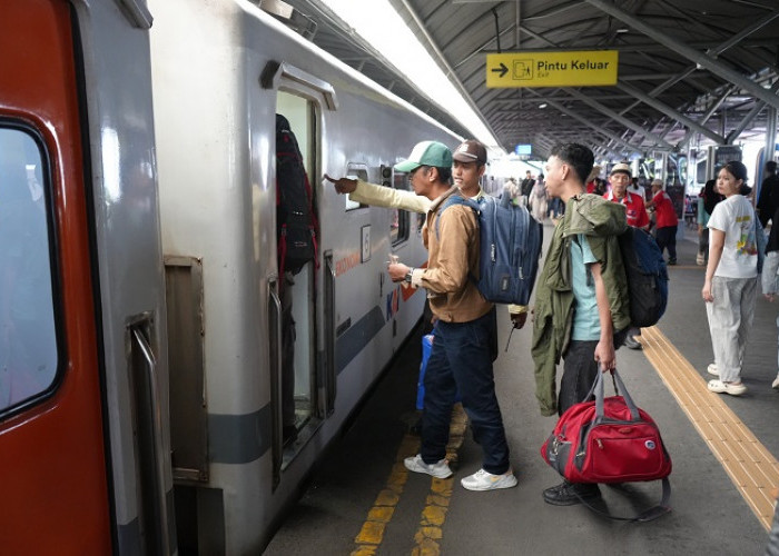 Pelanggan KAI Daop 8 Surabaya Tembus 9,78 Juta, Gubeng-Pasarturi-Malang Terpadat