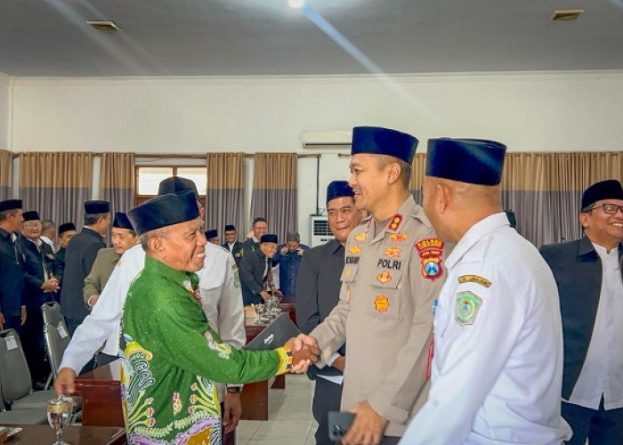 Polres Jember Gelar Bakti Sosial Besar Peringati HUT Bhayangkara Ke-79, Fokus Air Bersih dan Santunan