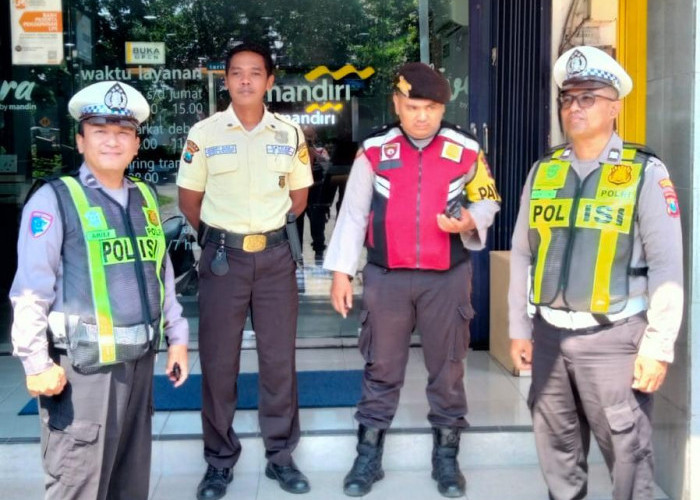 Antisipasi Kriminalitas, Polsek Mulyorejo Intensifkan Patroli Objek Vital di Bank Mandiri