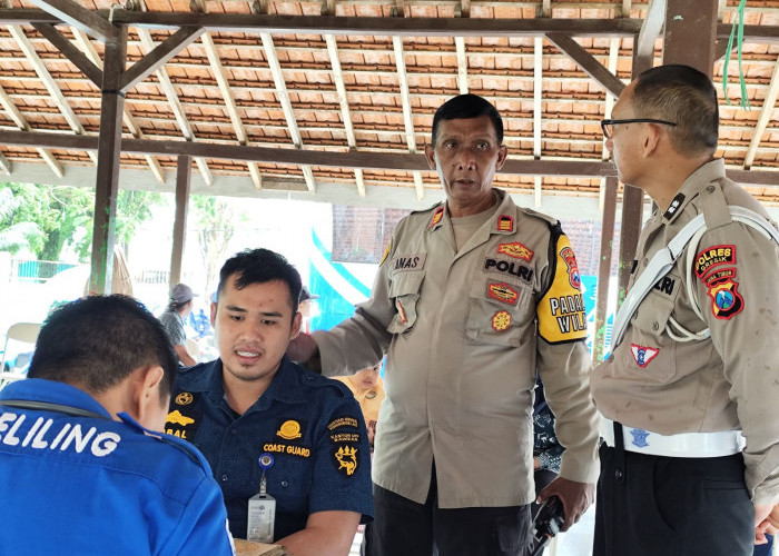 Layanan SIM Keliling Hadir di Pulau Bawean, Warga Sambut Baik