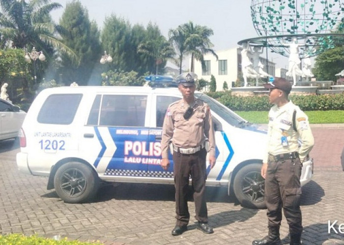  Antisipasi Kejahatan Jalanan, Polsek Lakarsantri Patroli Kota Presisi di Perumahan Wisata Bukit Mas