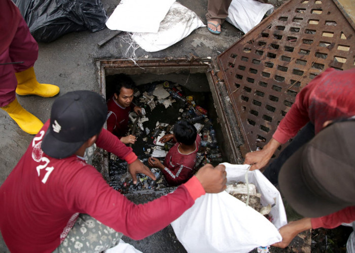 DPRD Surabaya Soroti 3 Faktor Krusial Penanganan Banjir: Sampah, Bangli, dan Konektivitas Saluran