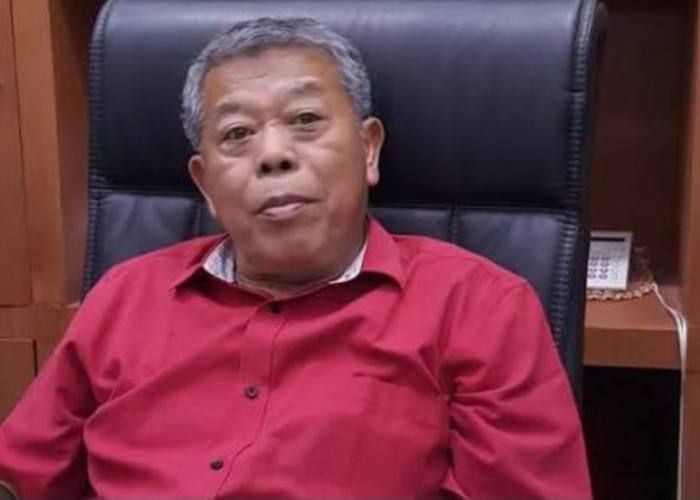 Mantan Ketua DPRD Jatim Kusnadi Meninggal Dunia