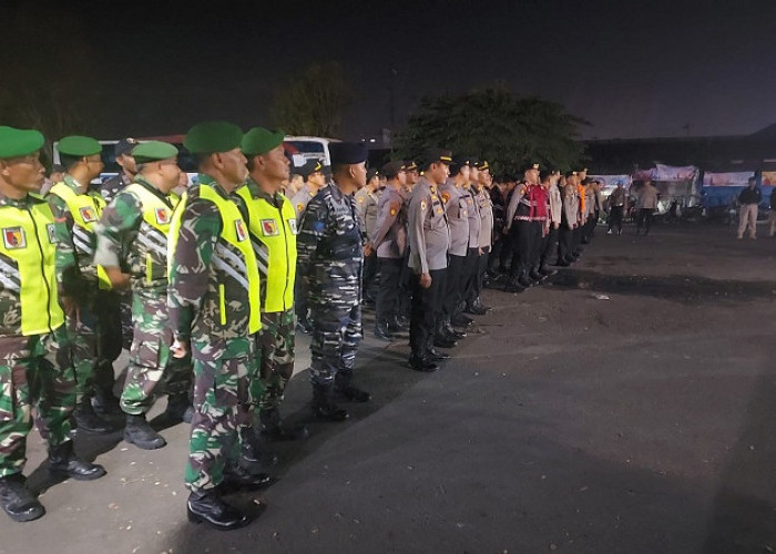 Polresta Banyuwangi Siagakan Pengamanan Tasyakuran dan  Pengesahan Warga Tingkat I PSHT Cabang Banyuwangi