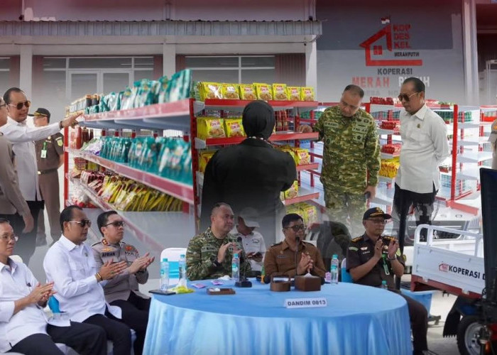 Kapolres Bojonegoro Hadiri Peresmian 1.061 KDMP Se-Indonesia di Desa Ngampel