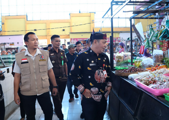 Jelang Nataru, Forkopimda Kabupaten Malang dan Satgas Pangan Sidak Pasar