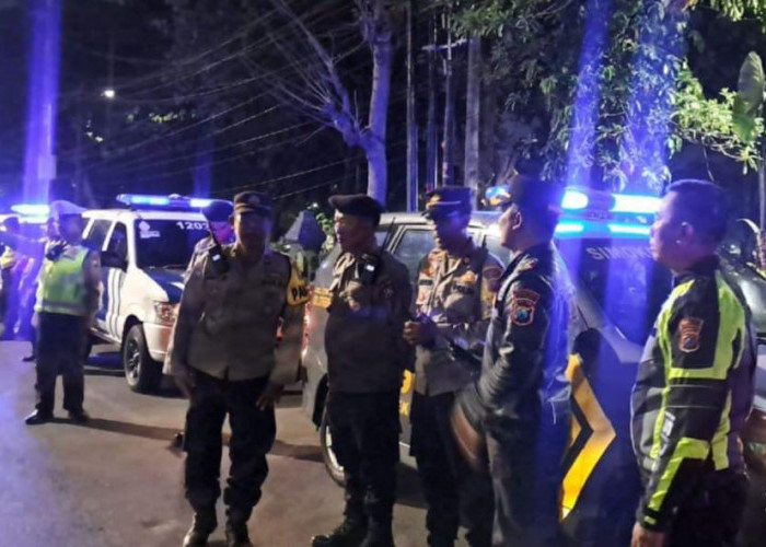 Minimalisir Aksi Kriminal, Polsek Tambaksari Gencarkan Patroli Parajoyo Presisi