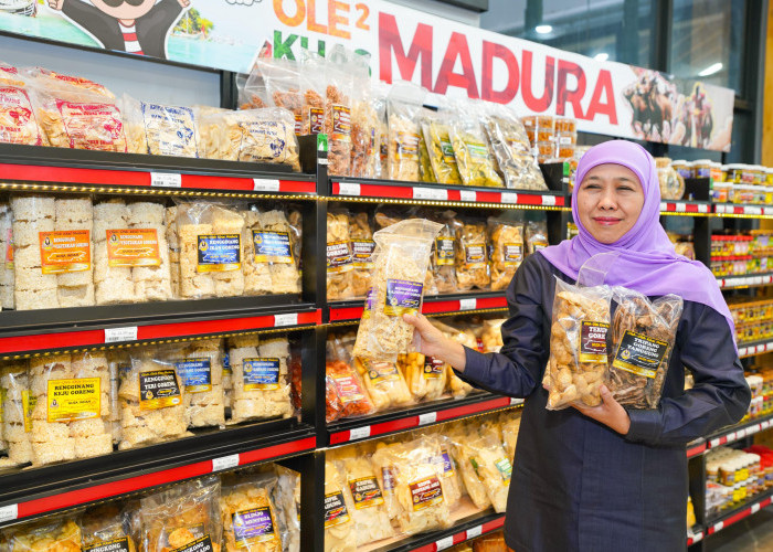 Kagumi Produk Mamin Bu Rudy, Khofifah: UMKM Berkontribusi 59,18% bagi PDRB Jatim