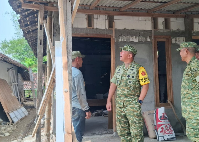 Tinjau Progres TMMD Ke-130 di Klitih, Tim Wasev Sterad Cek Pembangunan Jalan hingga RTLH