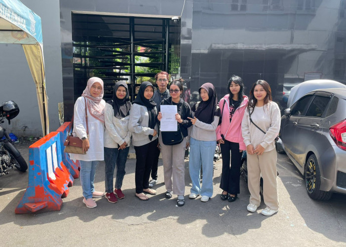 55 Lebih Karyawan Tenant Tunjungan Plaza Jadi Korban Penipuan Pinjol, Kerugian Capai Rp1,7 Miliar