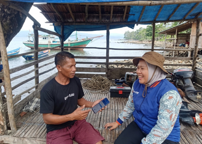 Terjang Ombak, Dedikasi Mantri BRI Buka Jalan Akses Finansial hingga Perbaiki Nasib Nelayan Pulau Seram