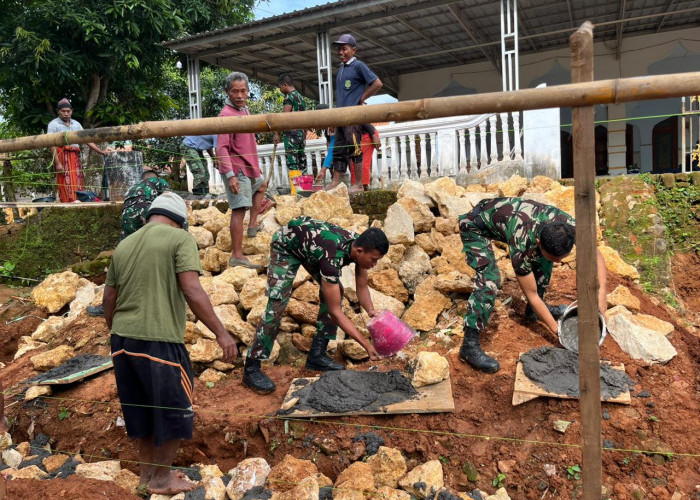 Bangun dari Dasar, Satgas TMMD 127 Perkuat Pondasi MWK Masjid 
