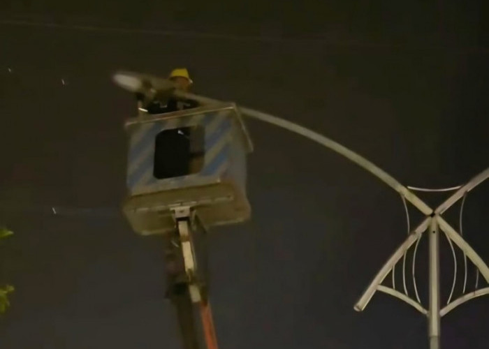 Dishub Surabaya Pulihkan Penerangan Underpass Satelit, Respons Cepat Aduan Warga