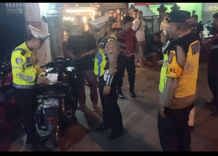 Jawab Keluhan Warga, Polres Lamongan Sita 21 Motor Knalpot Brong di Babat
