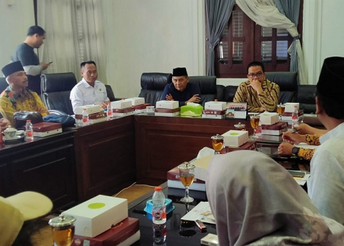 Pedagang Pasar Gadang Mengadu ke DPRD Kota Malang Soal Relokasi
