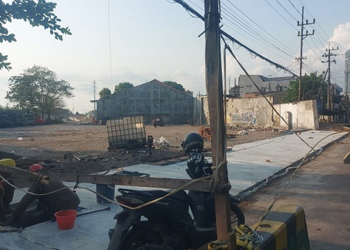 Pelindo Tambah Buffer Zone Tanjung Perak, Tampung 70 Truk untuk Cegah Parkir Liar