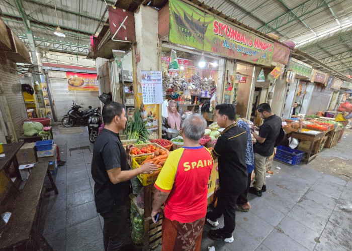 Pastikan Harga Stabil Jelang Ramadan dan Imlek, Satgas Pangan Polres Gresik Sidak Pasar Tradisional