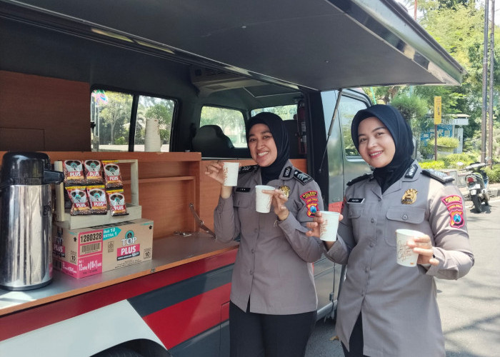 Kopi Keliling Satbinmas Polres Gresik, Bangun Kedekatan dan Komunikasi dengan Masyarakat