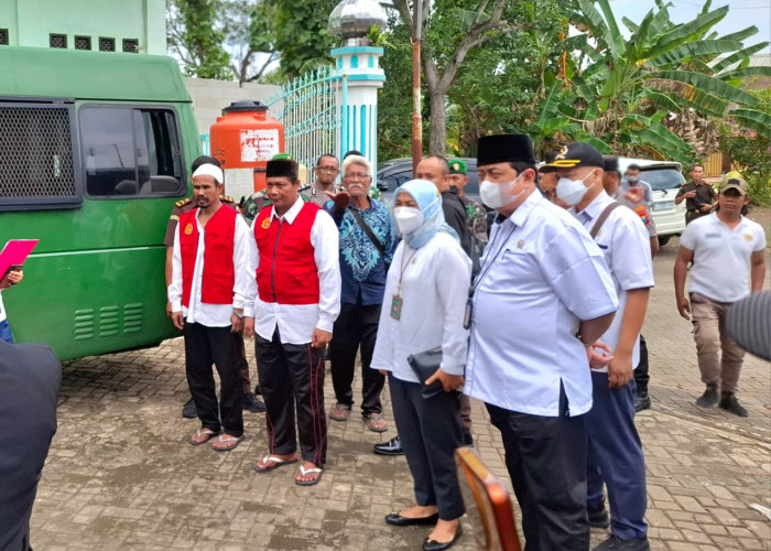 Hakim PN Bangil Cek Langsung Makam Winongan yang Rusak