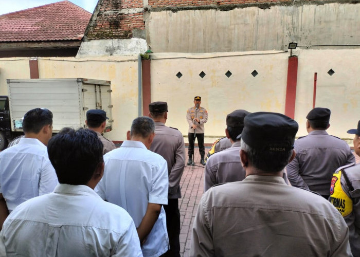 Kapolsek Tandes Tekankan Arahan Kapolrestabes Surabaya