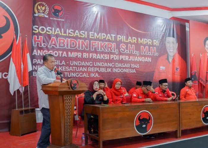 Sosialisasi Empat Pilar MPR RI Bersama Gen Z SMK Negeri Se-Bojonegoro di Kantor DPC PDI Perjuangan