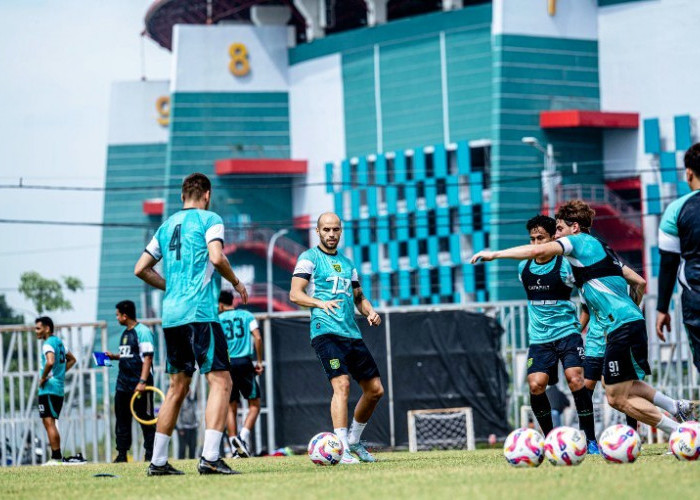 Lawan PSS Sleman, Matangkan Komposisi Pemain di Launching Tim Persebaya